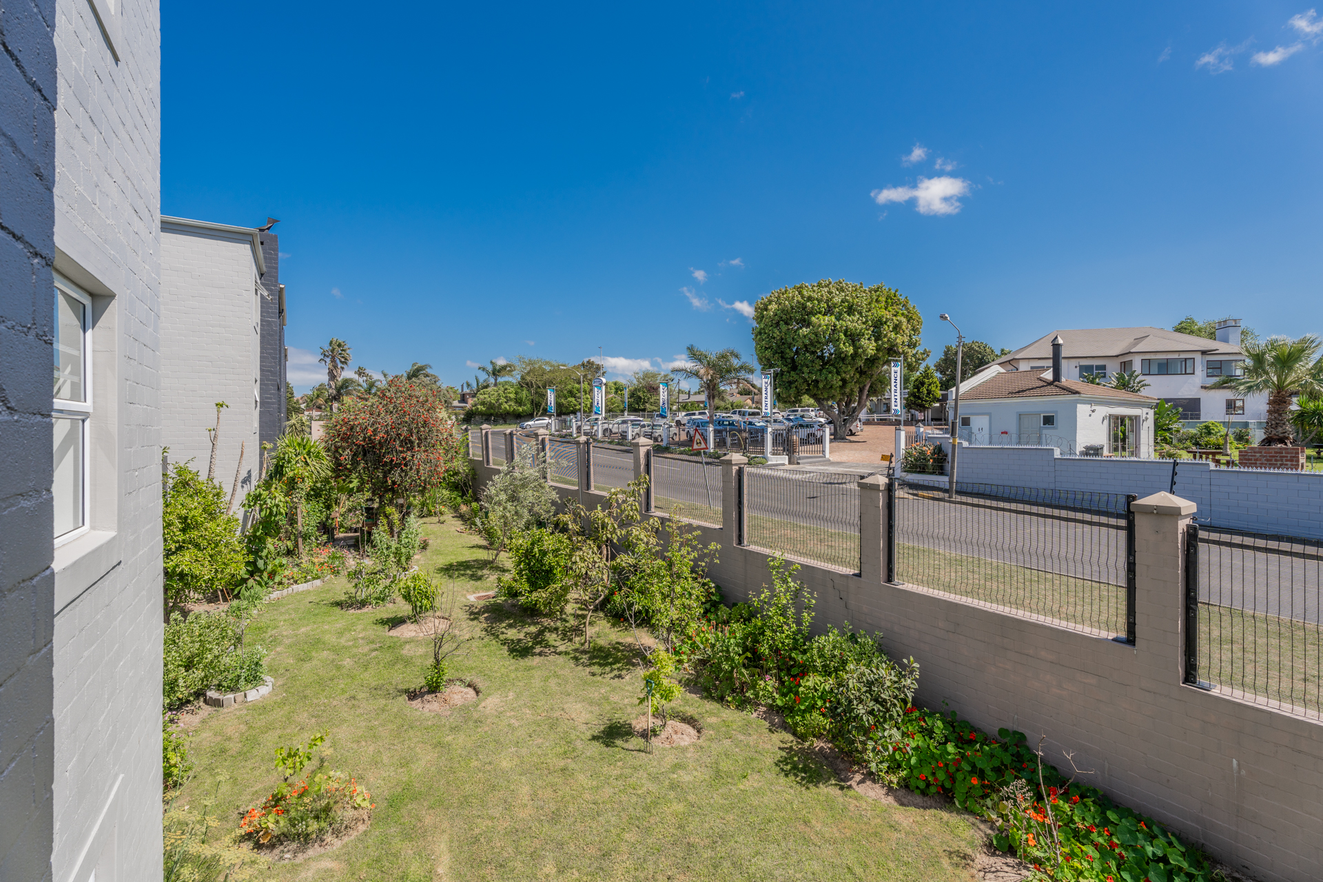 2 Bedroom Property for Sale in Vredekloof East Western Cape